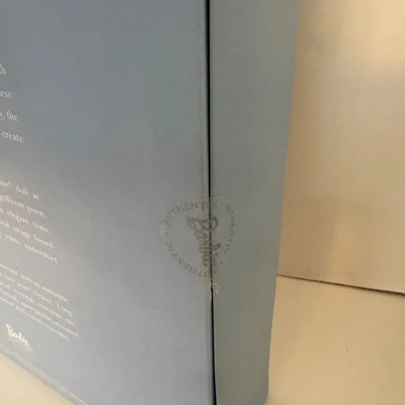 2000 new limited edition Wedgewood England 1759 Barbie - Picture 7 of 9